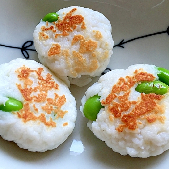 お弁当のおかず おつまみ はんぺんと枝豆団子 レシピ 作り方 By まかろん 楽天レシピ